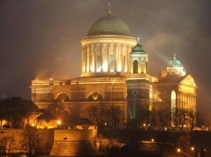 Esztergom.bazilika.lights